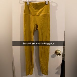 Small EQYL leggings